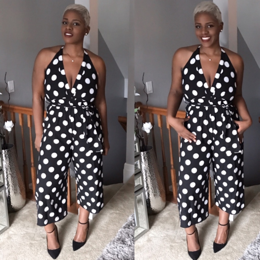 Polka Dot v neck jumpsuit size 10-12
