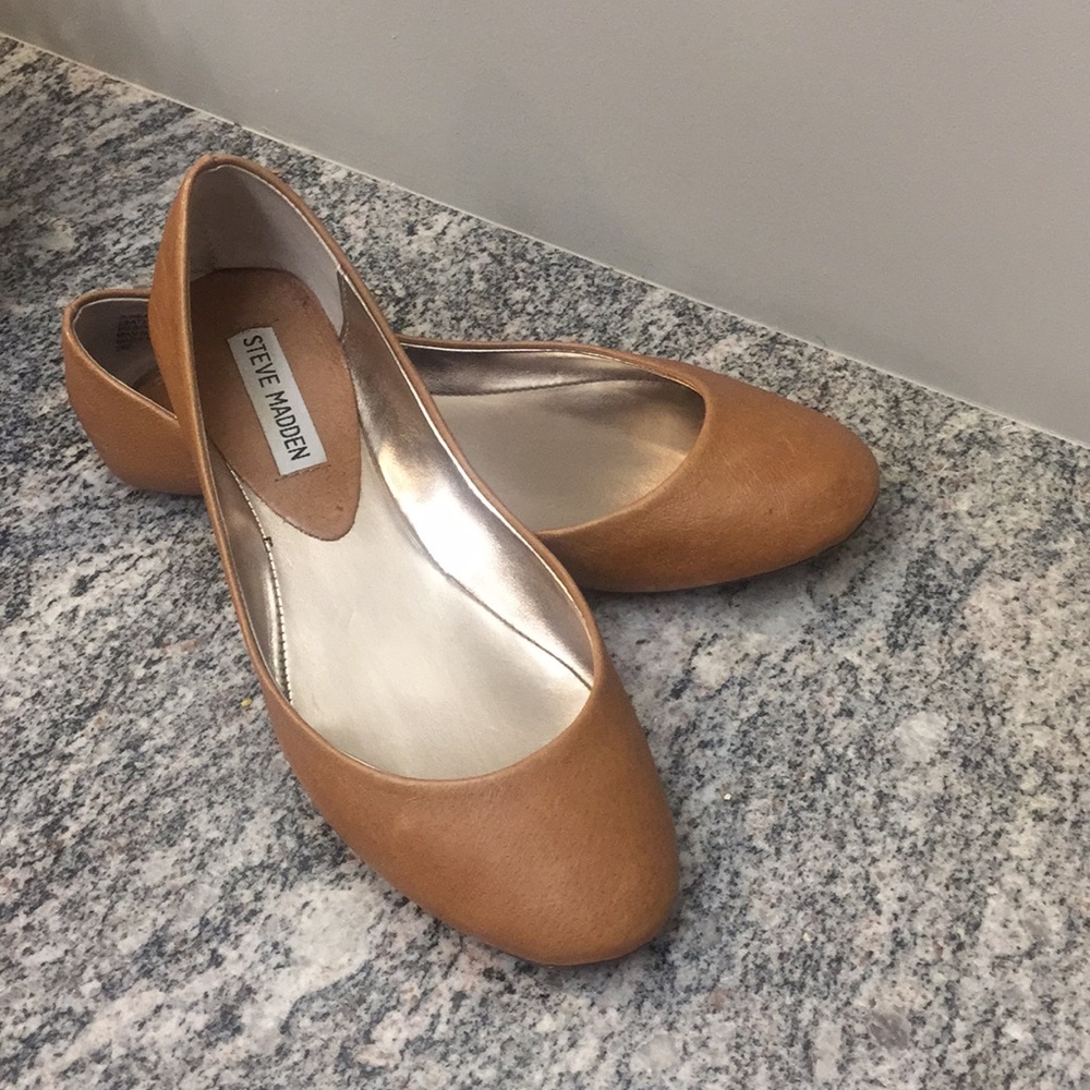 Steve Madden Nude/Cognac Ballet Flats
