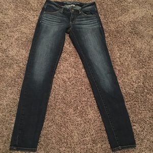 American Eagle jeans size 4 super stretch regulars