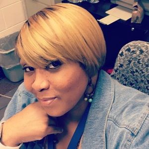 Meet your Posher, Rosalyn