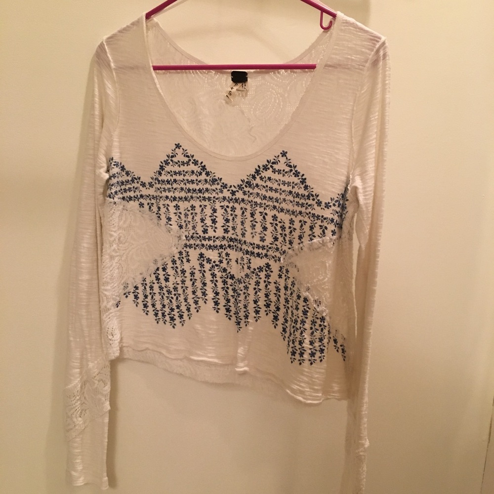 FREE PEOPLE long sleeve white lace shirt