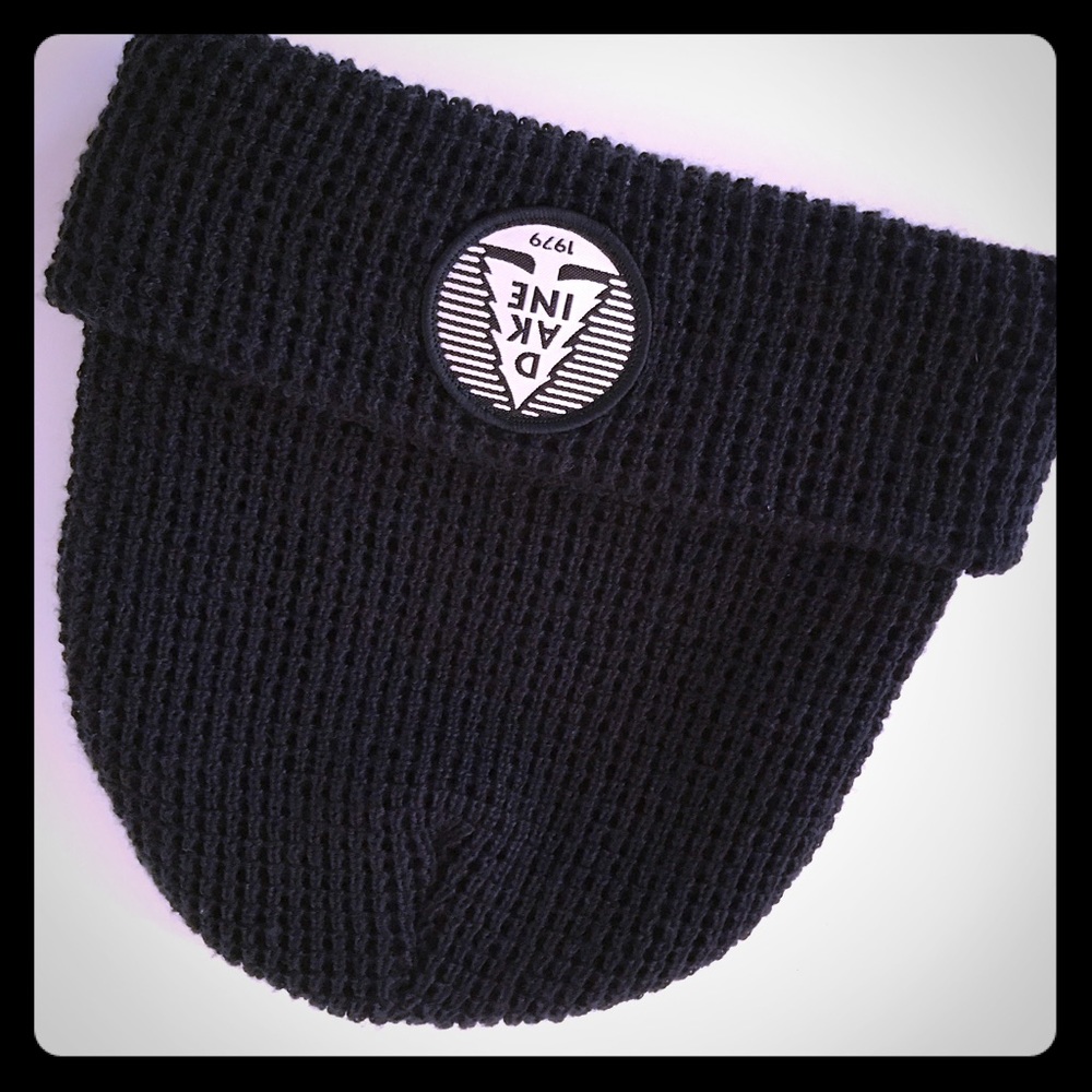 Dakine beanie