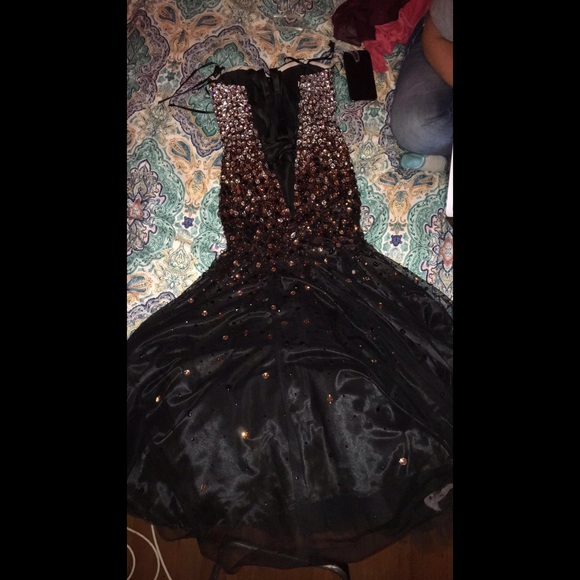 Black prom dress - Picture 6 of 6
