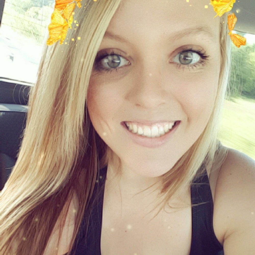 Meet your Posher, Andrea