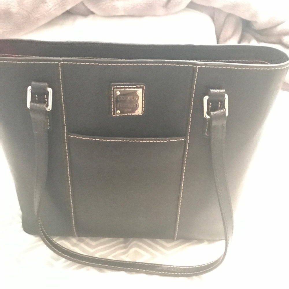 Dooney & Bourke purse