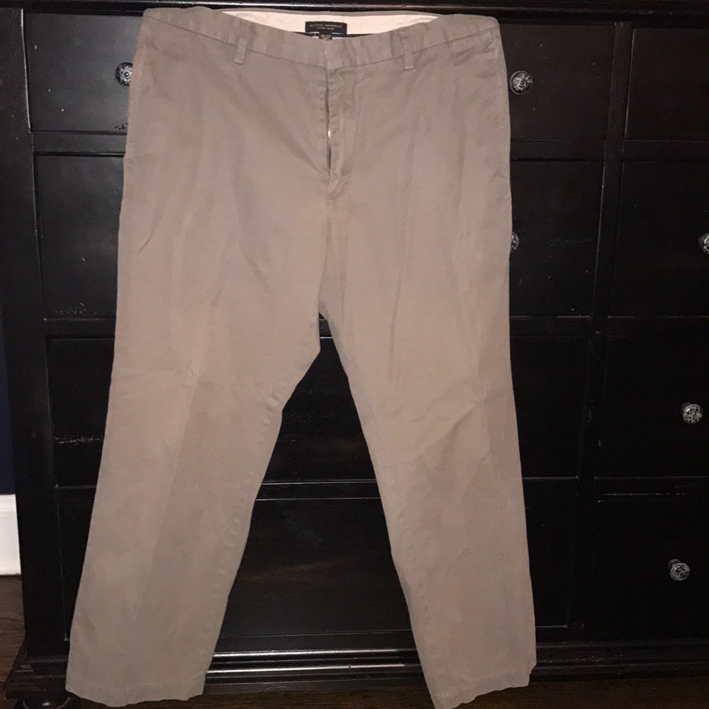 Banana Republic Chinos - 35W x 30L