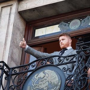 Meet your Posher, Christian