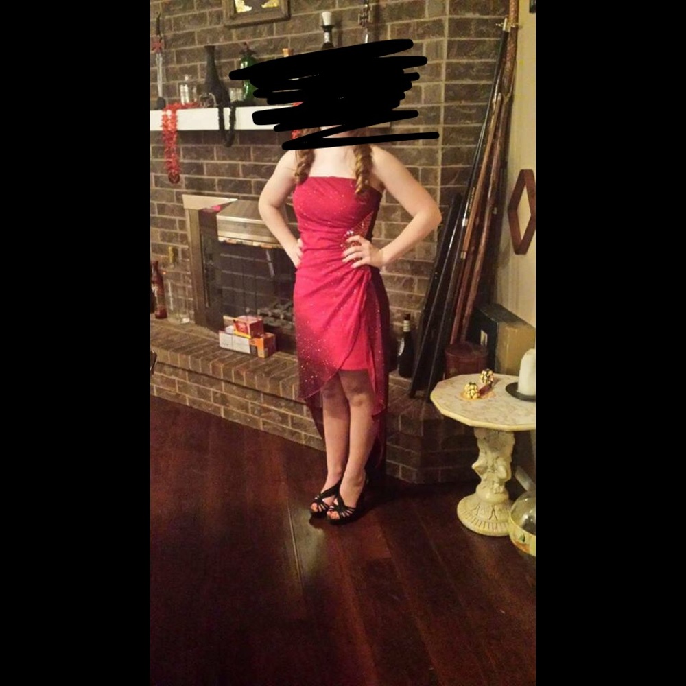 Red/black high-low formal dress - Picture 1 of 3