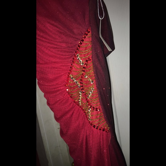 Red/black high-low formal dress - Picture 3 of 3