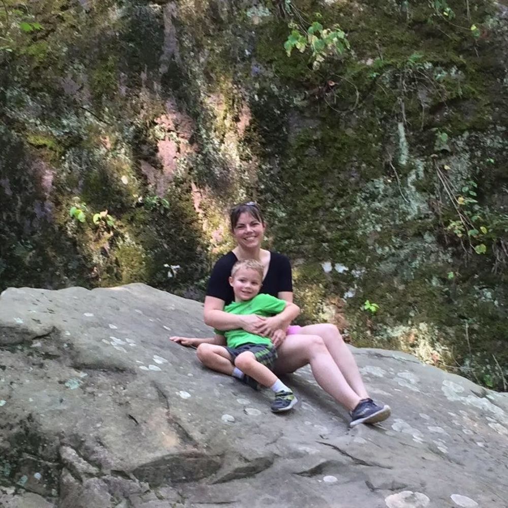 Meet your Posher, Melissa