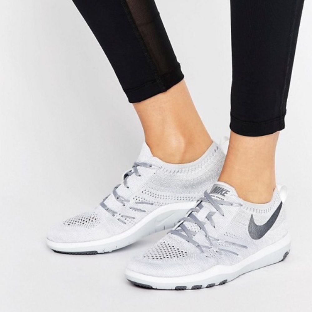 Nike free tr focus flyknit women's white sneakers - Picture 3 of 6