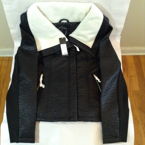 Shearling Leather Jacket🎉Sale🎉Last 1 🎉 - Picture 7 of 8