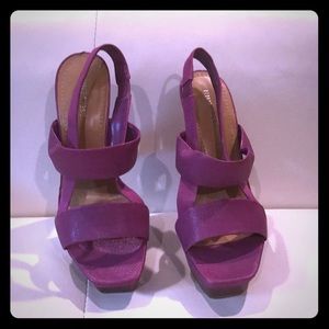 9 west strappy sandals. Beautiful purple