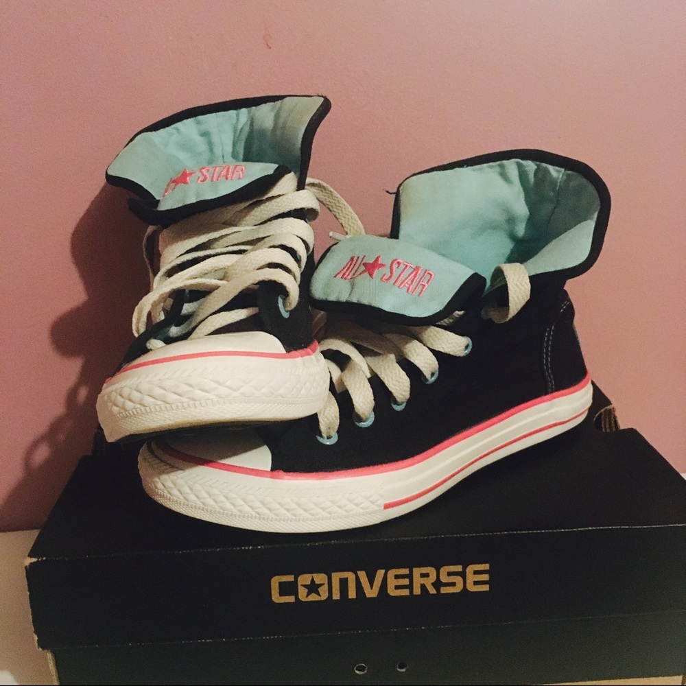 Converse - Picture 3 of 7