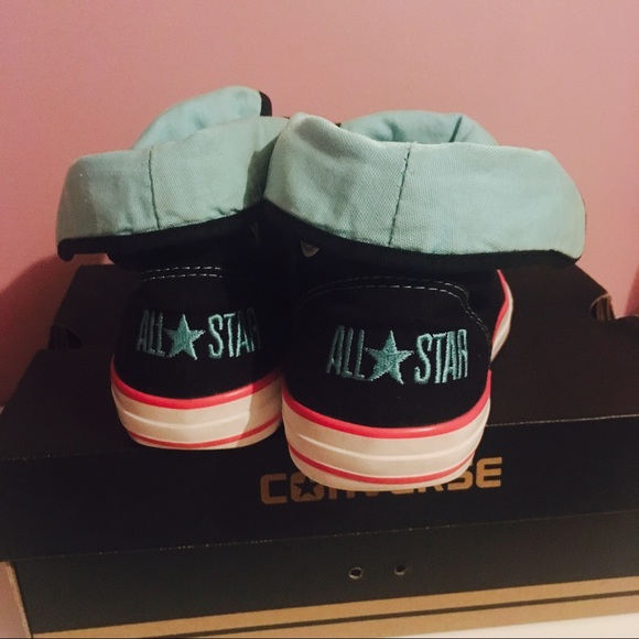 Converse - Picture 4 of 7