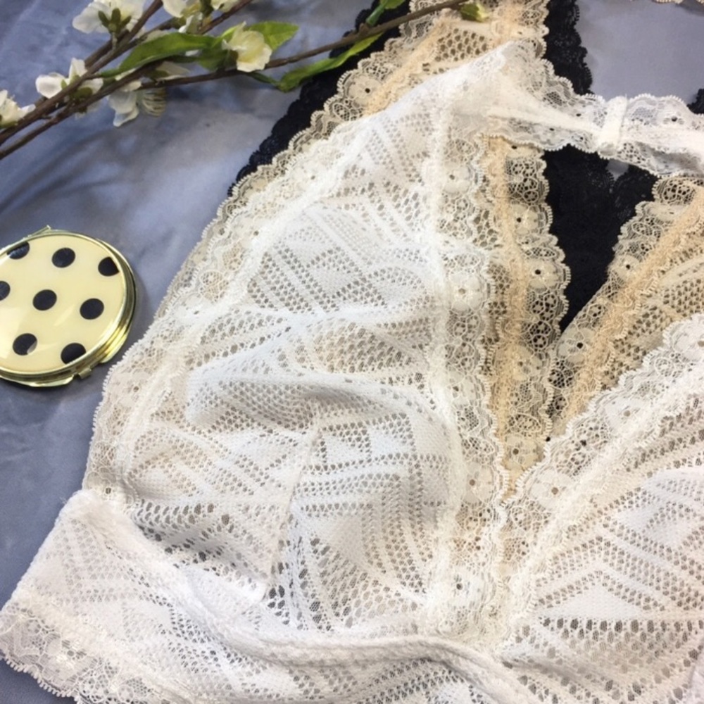🆕🍁White Lace Bralette
