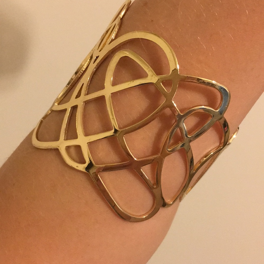 Gold armcuff