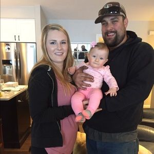 Meet your Posher, Holly