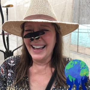 Meet your Posher, Denise