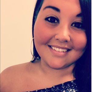 Meet your Posher, Alyssa