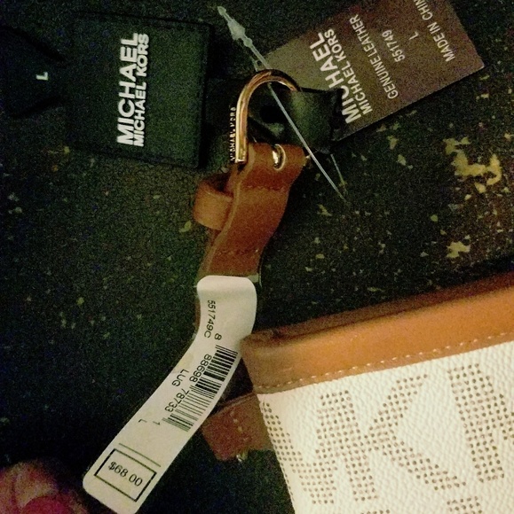 Michael Kors NWT Belt bag👑👑👑 - Picture 2 of 3