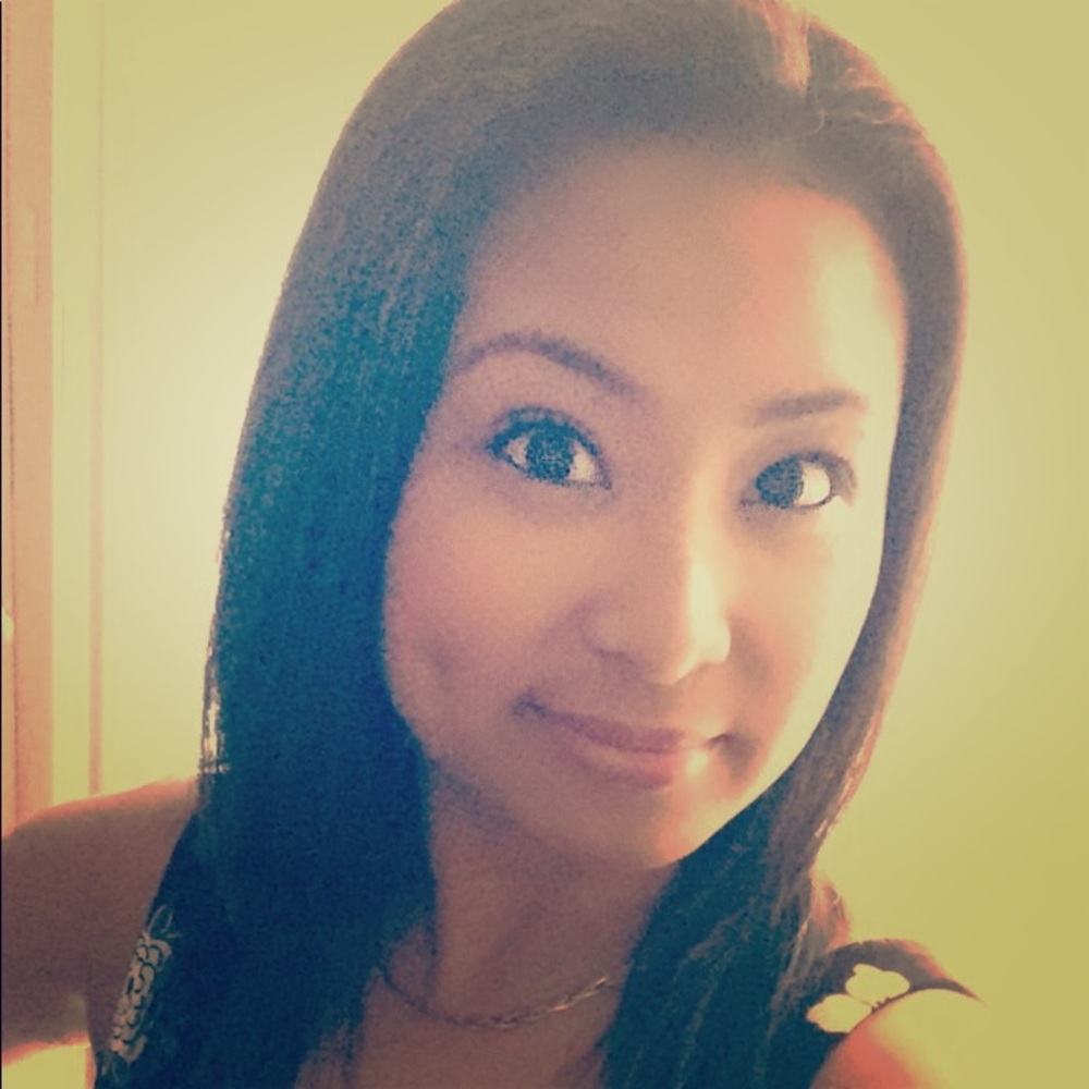 Meet your Posher, Yvette