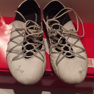 ❤️ Puma lace up ballet flat