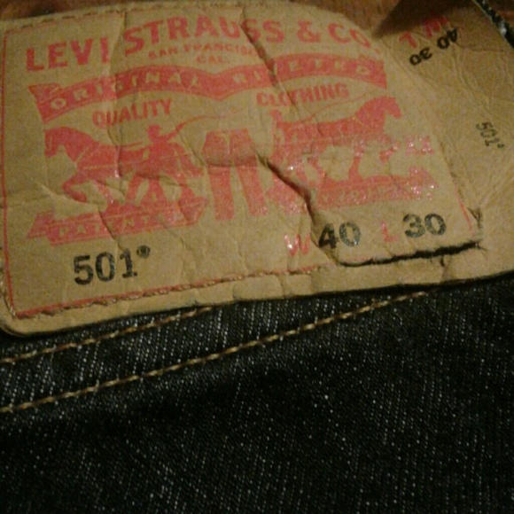 Levis 501 button fly - Picture 3 of 5