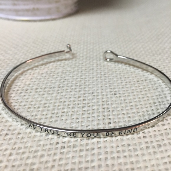 **Be True Be You Be Kind** Inspirational Bracelet - Picture 2 of 3