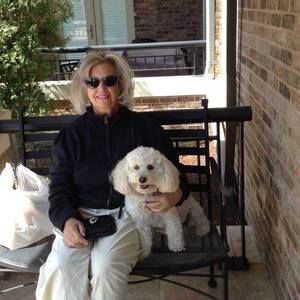 Meet your Posher, Lois