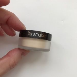 Laura Mercier Translucent Powder