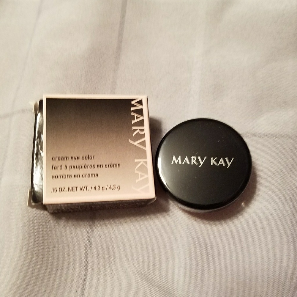 BNIB MARY KAY CREAM EYE SHADOW
