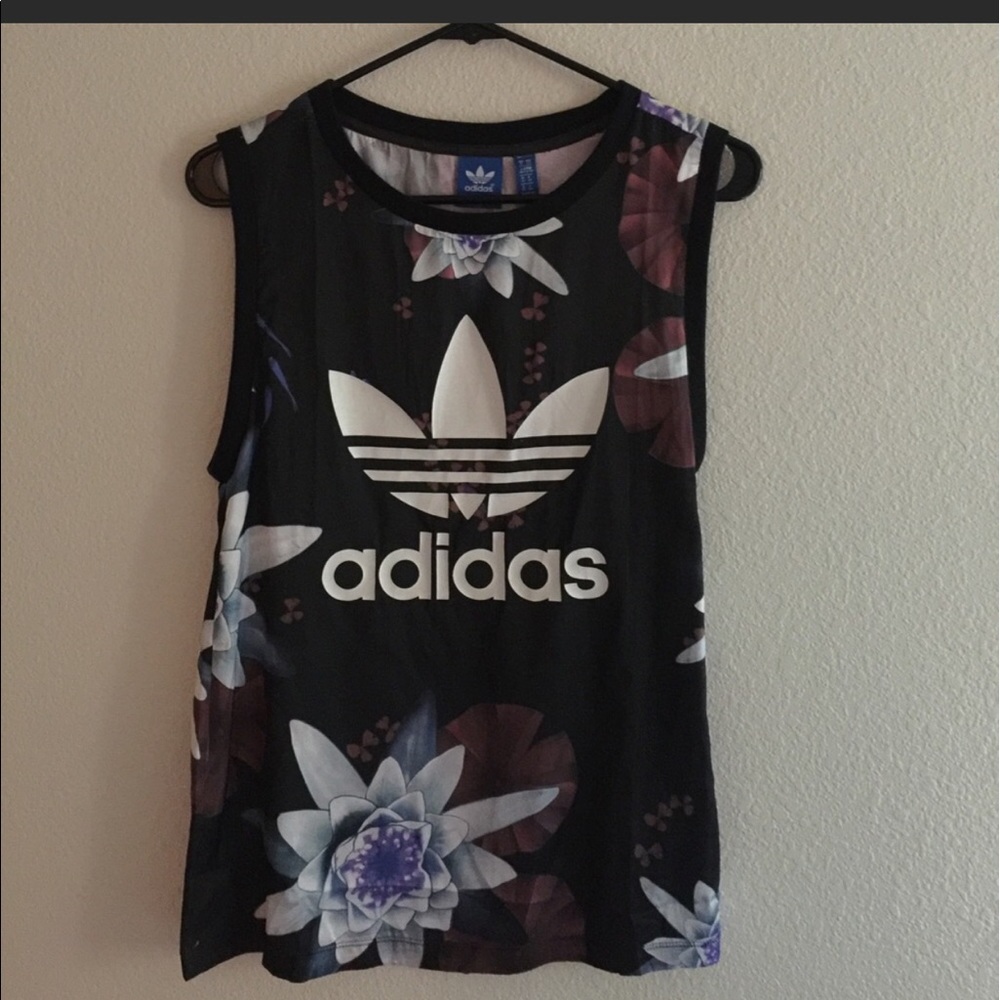 ❗️SOLD ❗️Adidas flower tank