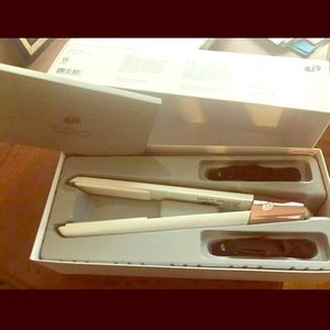 T3 Single Pass Luxe: Straightening Iron UNUSED/NWT