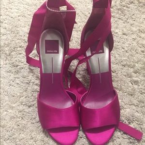 Dolce Vita Harvey block heel sandals fuchsia