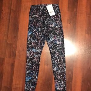 Lisette high waisted legging - short fabletics
