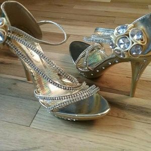 Womens Gold Heels