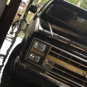 Meet your Posher, Leo