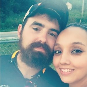 Meet your Posher, Roxanne