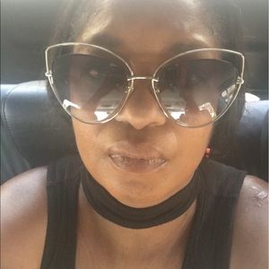 Meet your Posher, Meloney