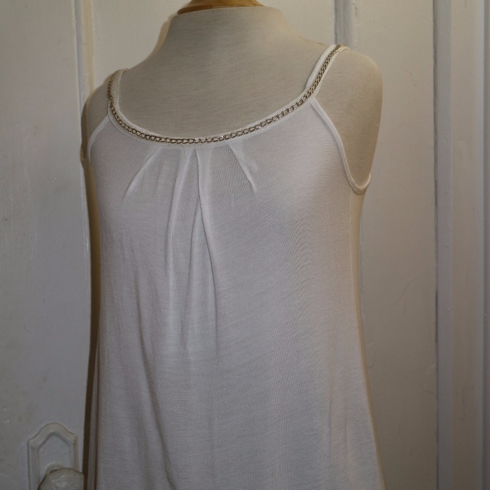 White/Cream Decorative Top