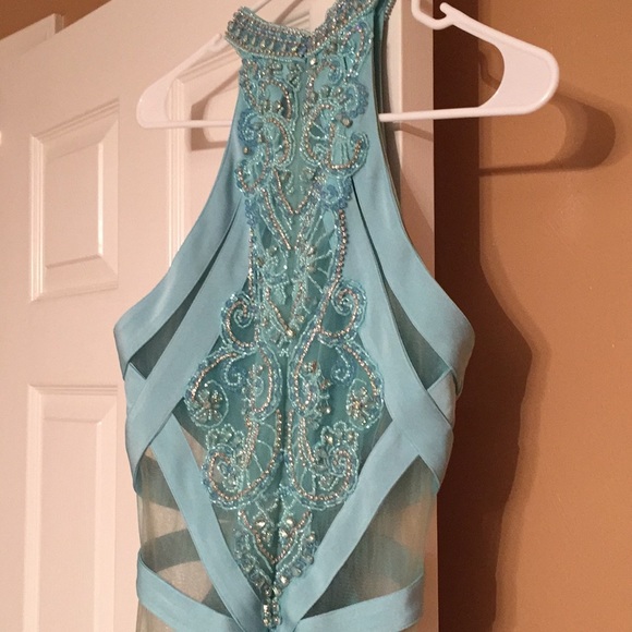 Milano Formals : Aqua (worn once to a prom) - Picture 6 of 6