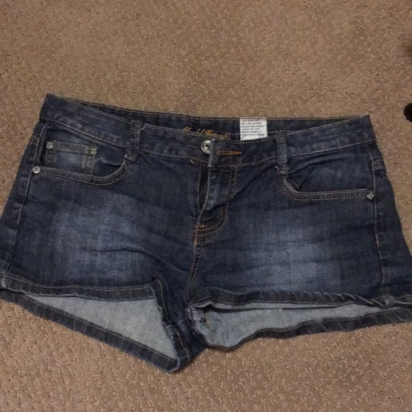 Mudd denim shorts - Picture 1 of 3