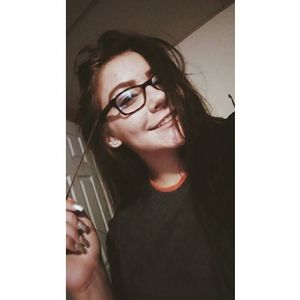 Meet your Posher, Lorna