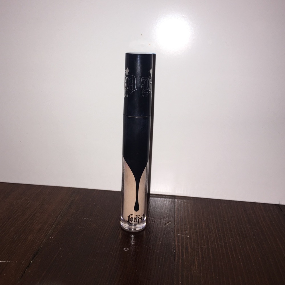 KAT VON D LOCK IT CONCEALER L9 NEUTRAL