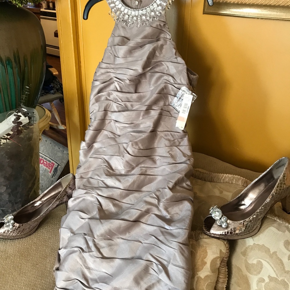 Dress and shoes