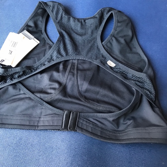 NWT New Balance Women’s Skye Crop Top XL Black - Picture 6 of 7