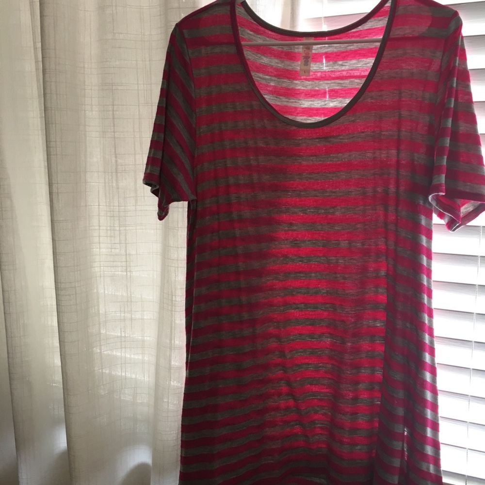 LuLaRoe PERFECT T