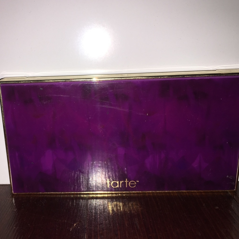 LIMITED EDITION TARTE - ENERGY NOIR PALETTE