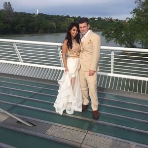 Meet your Posher, Tania